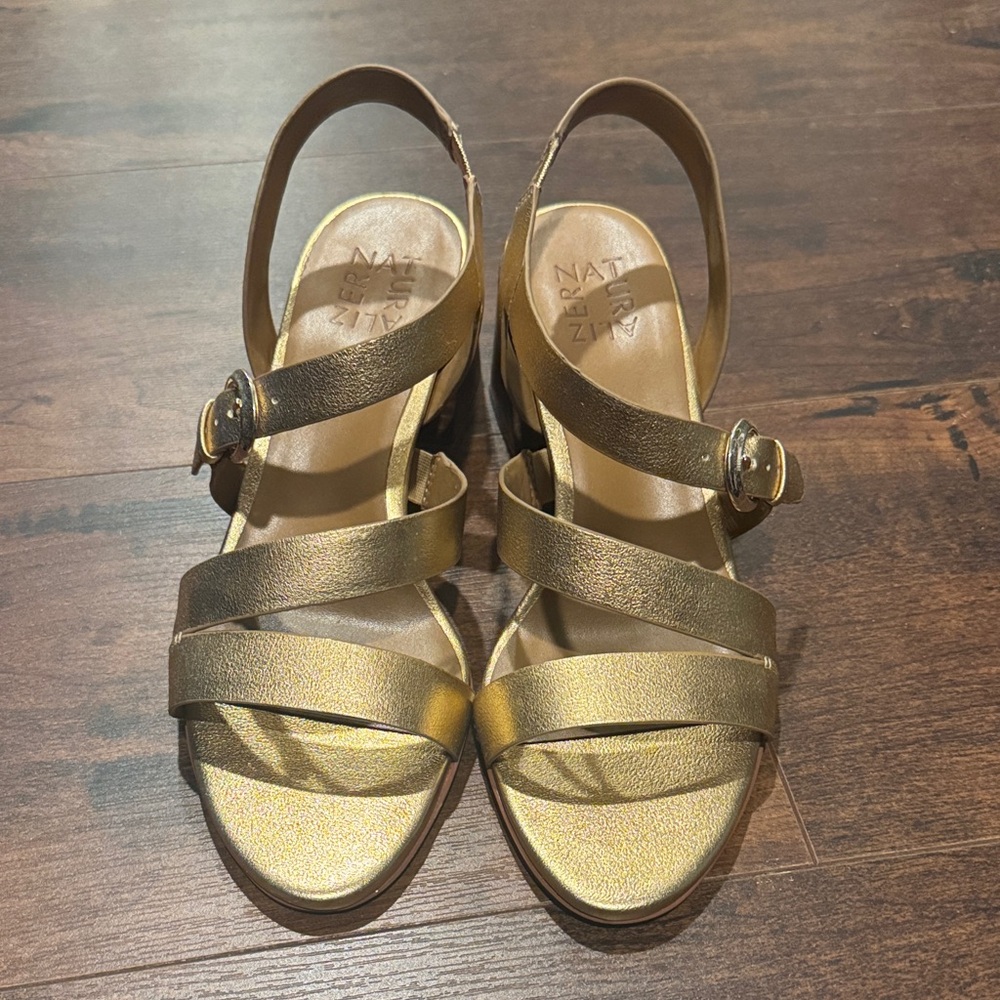 Naturalizer Metallic Gold/Bronze Strappy Sandals